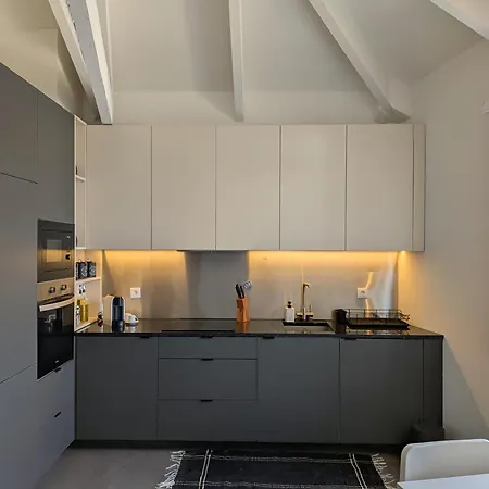 Castelo River View - New