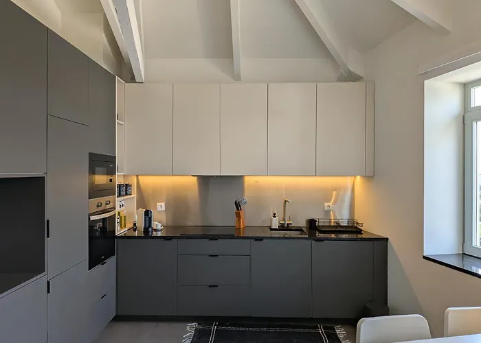 Castelo River View - New